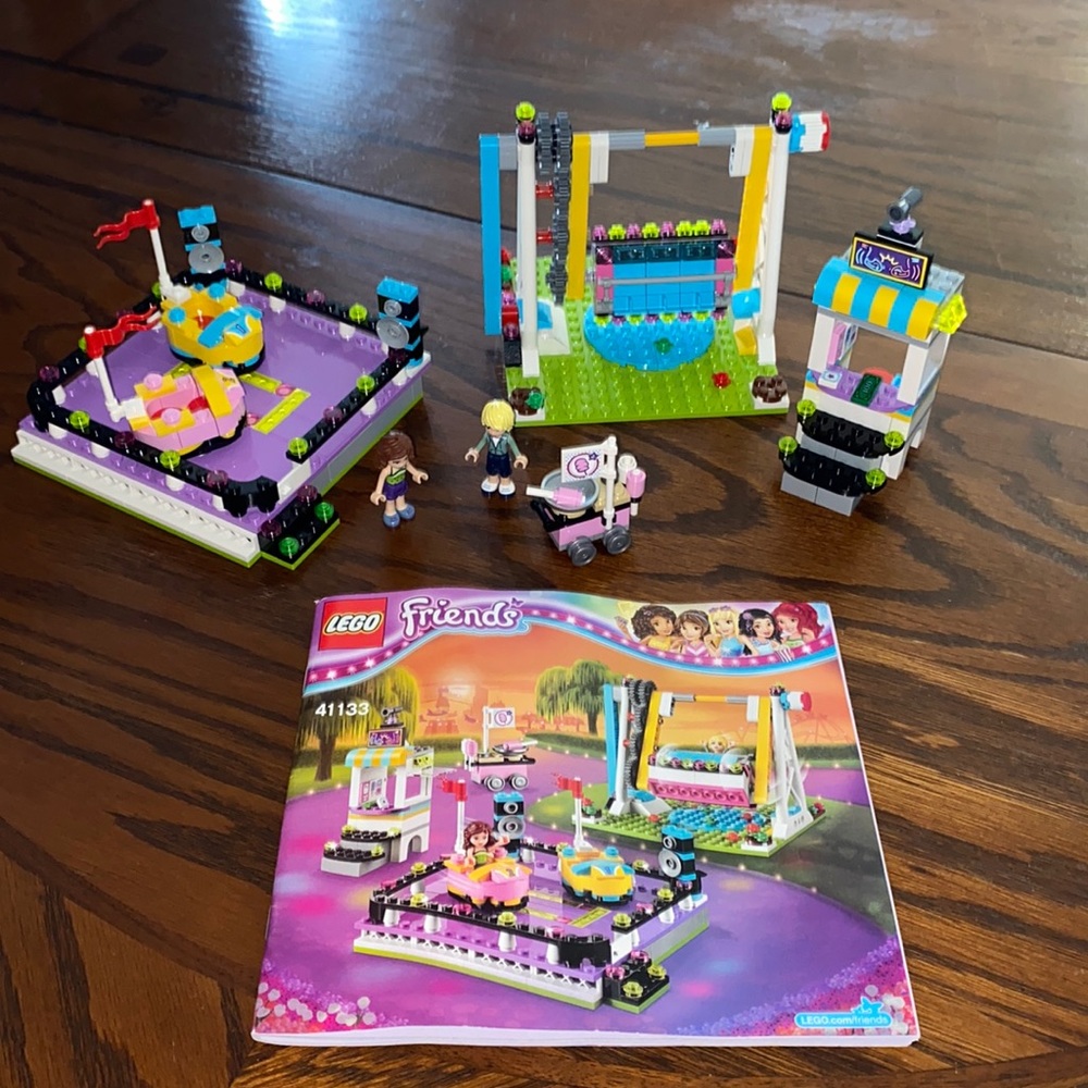 Lego friends 41133 amusement bumper cars